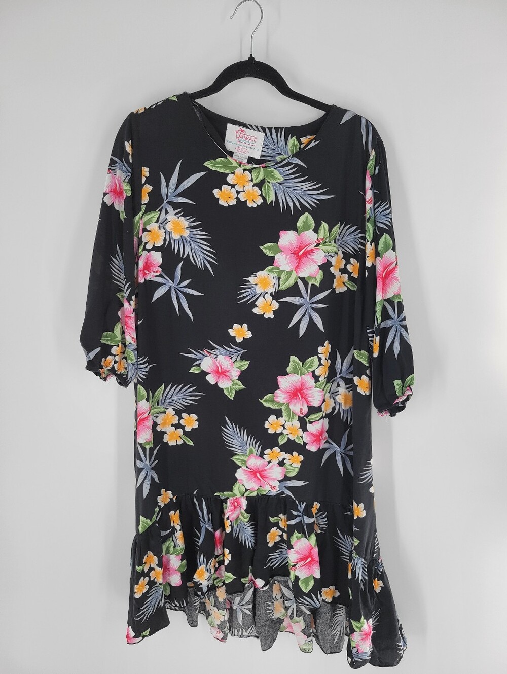 Hawaii Tropical Floral Black Shift Dress with Ruffled Hem Size L